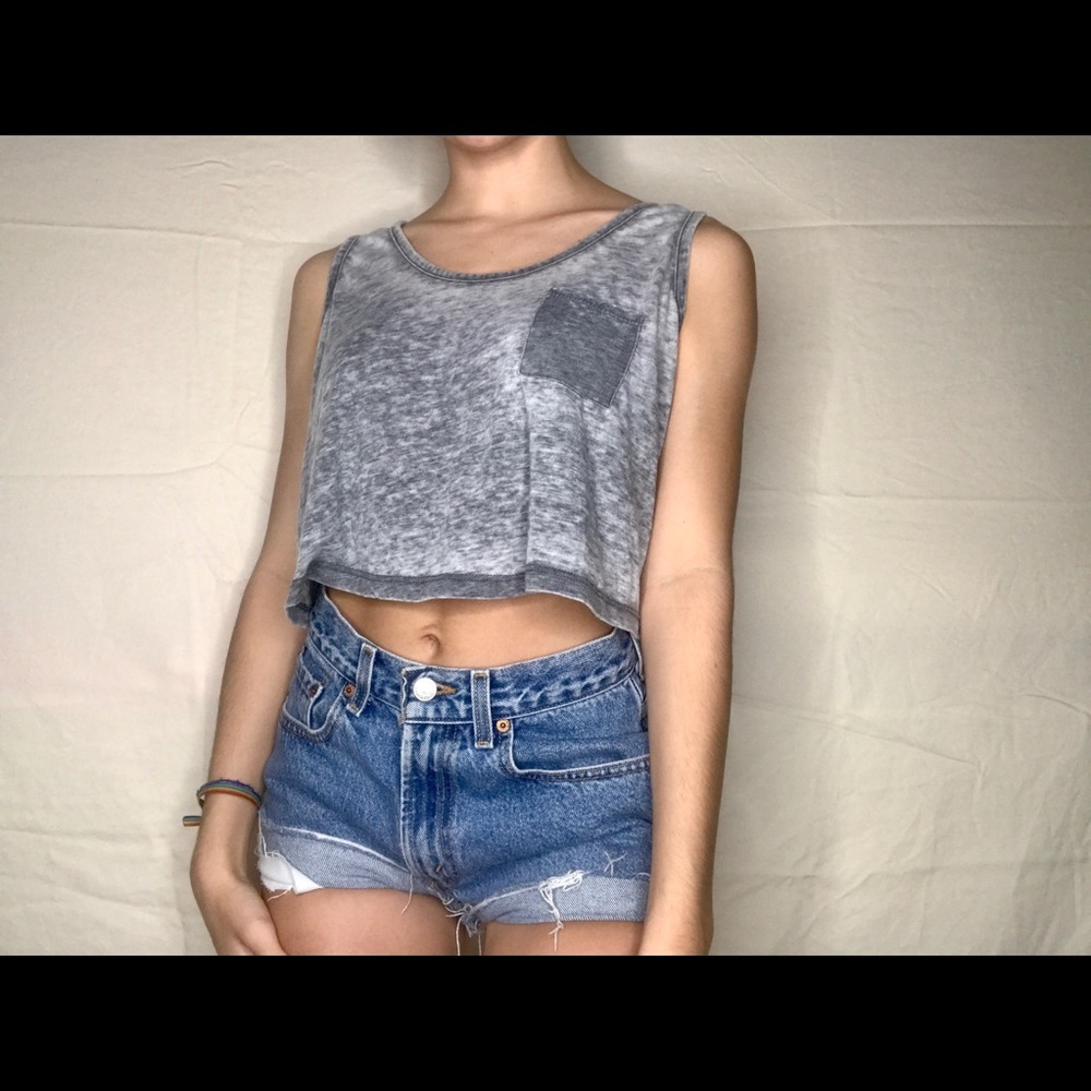 GRAY TANK TOP 👽👽
